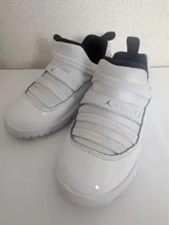 Jordan ホワイト スニーカー