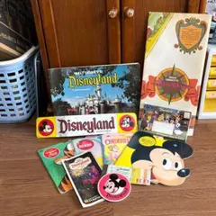 Disneyland 1984 公式ガイドブック•マップ セット レアサイン入り