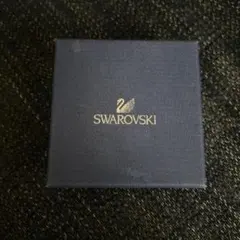 Swarovski ドロップ型ピアス