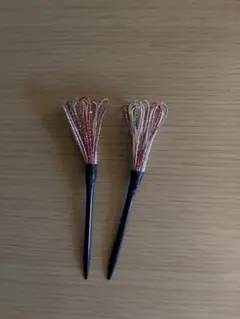 花形かんざし 赤と白のビーズ