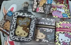 ハローキティ　スカーフ付きチャームポーチ　 チャームケース3点!