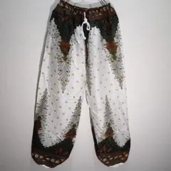 타이 팬츠, 알라딘 팬츠, 아시안 상하 깃털, 센터 도트 패턴, 오프 화이트