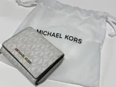 MICHAEL KORS 三つ折り財布