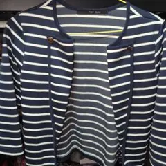 FREE GLAM ネイビーとホワイトのストライプカーディガン