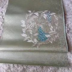 繍】 ☆ 織繍 白地秋菊紋繍片 ☆ 昭和期 菊花 竹枝 刺繍文様 和風繍品 