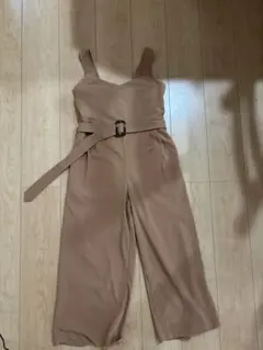 ベージュ キャミソール サロペット