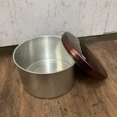 Item thumbnail for item ee6f8b1c-8d17-4674-a539-2b5e82f2887f