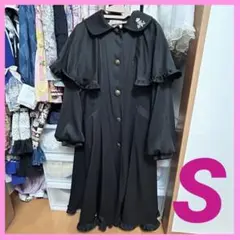 青木美沙子 NINA'S しまむら ブラック ケープ付きコートのサムネイル