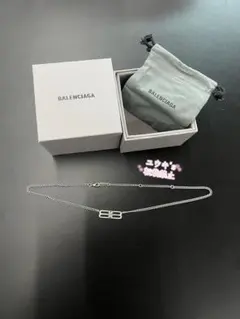 BALENCIAGA チェーンネックレス BBアイコン　シルバーのサムネイル