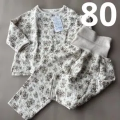 新品未使用　子供服長袖パジャマ上下セット　綿100%　花柄ベビー服のサムネイル