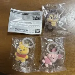 ディズニーふわふわめじるしアクセサリー めじるし プーさん ピグレット チップ