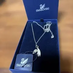 ほぼ未使用！SWAROVSKI ネックレス 箱付き シルバーカラーのサムネイル