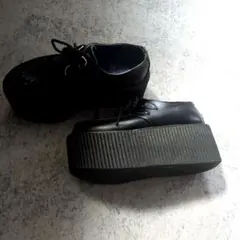 YOUSUKE 厚底黒靴 編み込みデザイン