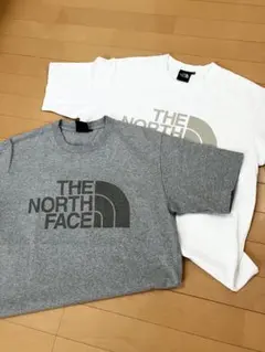 超美品 THE NORTH FACE 半袖Tシャツ 2枚セット グレーホワイトのサムネイル