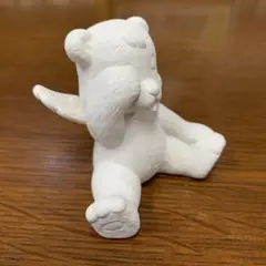 くまの天使の素焼きの置物(ポマンダー)
