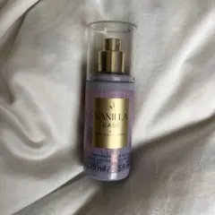 新品未使用、未開封‼️Ariana Grande ボディミスト 4本セット - メルカリ