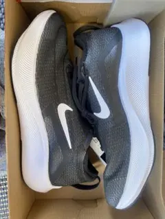 ズームフライ4 26.0センチ