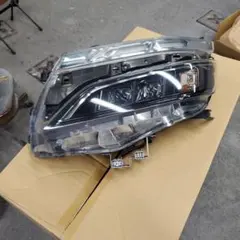 2025年最新】ヴォクシーヘッドライト左の人気アイテム - メルカリ