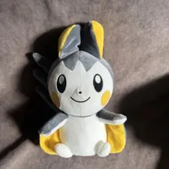 ポケモン こっちむいてくるりん！ エモンガ ぬいぐるみ - メルカリ