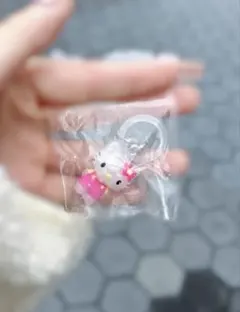 ハローキティ めじるしチャーム お花