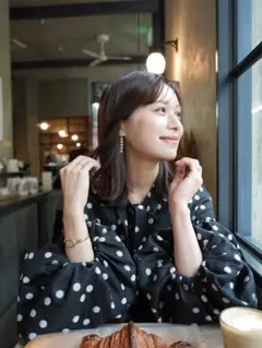 2026年最新】ローブブラン ブラウスの人気アイテム - メルカリ