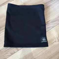 黒いネックウォーマー