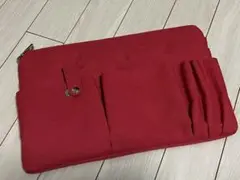 ノートパソコン(B5サイズ)にピッタリ