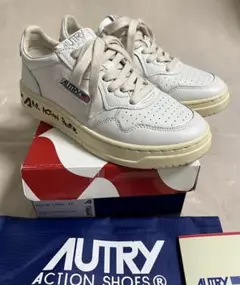 極美品！AUTRY オートリー スニーカー 37 ホワイト