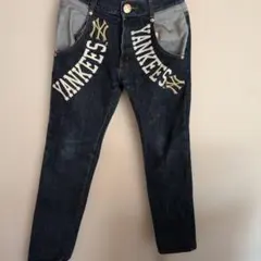 Item thumbnail for item 263c3b09-5a59-49a0-8411-7c4a79ddd681