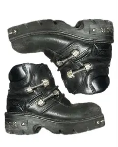 ニューロック ブーツ・革靴