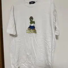X-LARGE イラスト付きホワイトTシャツ