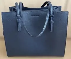 CHARLES & KEITH クラシックダブルハンドルトートバッグ ブラックのサムネイル