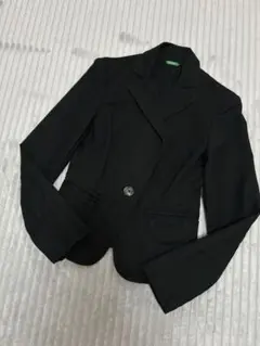 UNITED COLORS OF BENETTON ブラックジャケット　ベネトン