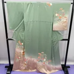 Item thumbnail for item 2ba15f6c-b3e1-40f3-a857-65bacd6fb68e