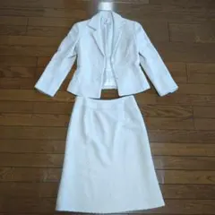 レディーススーツ