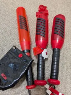 iKON ペンライト KONBAT 3本セット ポーチ付きのサムネイル