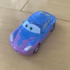 カーズ トミカ　サリー　カスタムタイプ