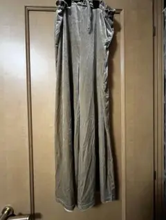 ベージュ ベルベット ワイドパンツ