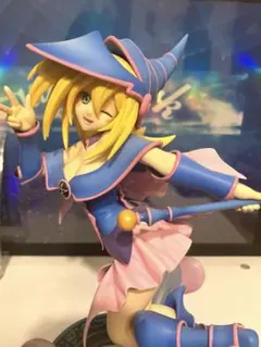 遊戯王　ブラックマジシャンガール　フィギュア　開封済み