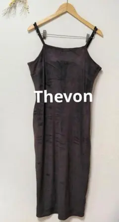 Thevon ゼヴォン ベロア キャミワンピース 無地 シンプルのサムネイル