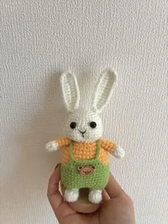 あみぐるみ ウサギのぬいぐるみ