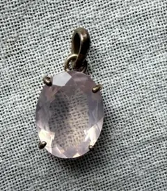 ローズクォーツ　ペンダントトップ