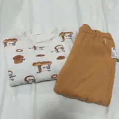 パジャマ　ベビー　キッズ　保育園　セットアップ　トレーナー　パンどろぼう　80