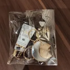 【新品未開封】d'Alba ミニハンドクリーム付きキーホルダー