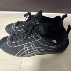 美品　オニツカタイガー　スクロウ　ブラック × ホワイト　27