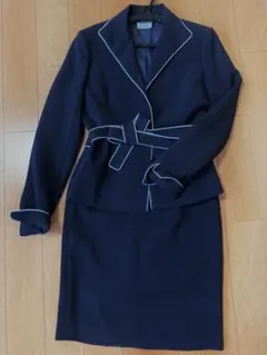 ネイビー ベルト付きスーツセット