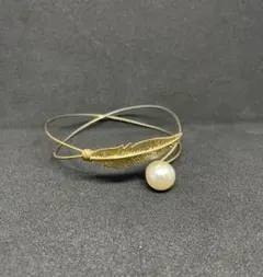 羽根モチーフ パール ブレスレット