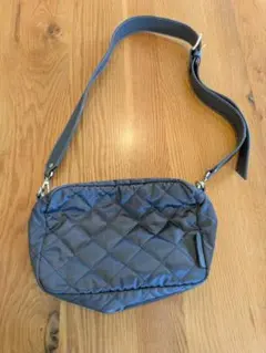 russet キルティングミニショルダーバッグ