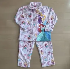 新品未使用タグあり　ディズニープリンセス　長袖フリースパジャマ130cm