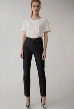 moussy MVS SKINNY 24インチ
